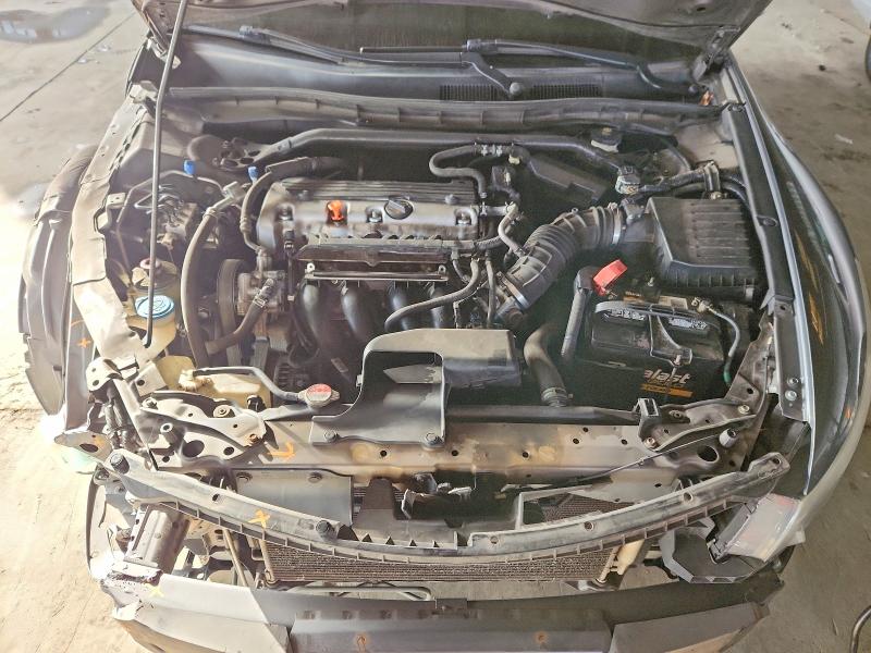 Photo 11 from auction – 2012 HONDA ACCORD with VIN 1HGCS1B71CA015873