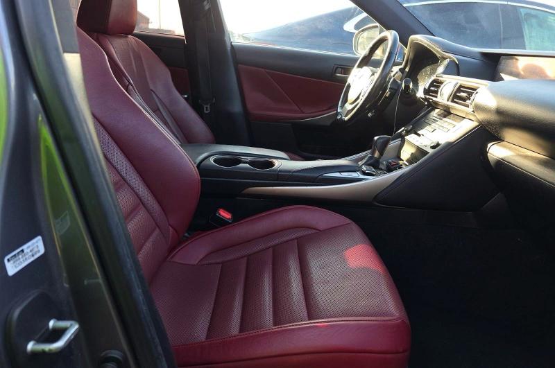 Photo 5 from auction – 2019 LEXUS IS 300 with VIN JTHBA1D29K5084329