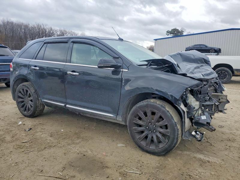 Photo 4 from auction – 2015 LINCOLN MKX with VIN 2LMDJ8JK0FBL34730