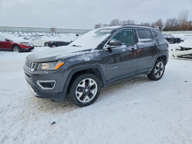 JEEP COMPASS 2019 with VIN 3C4NJDCBXKT843054 - Photo from auction