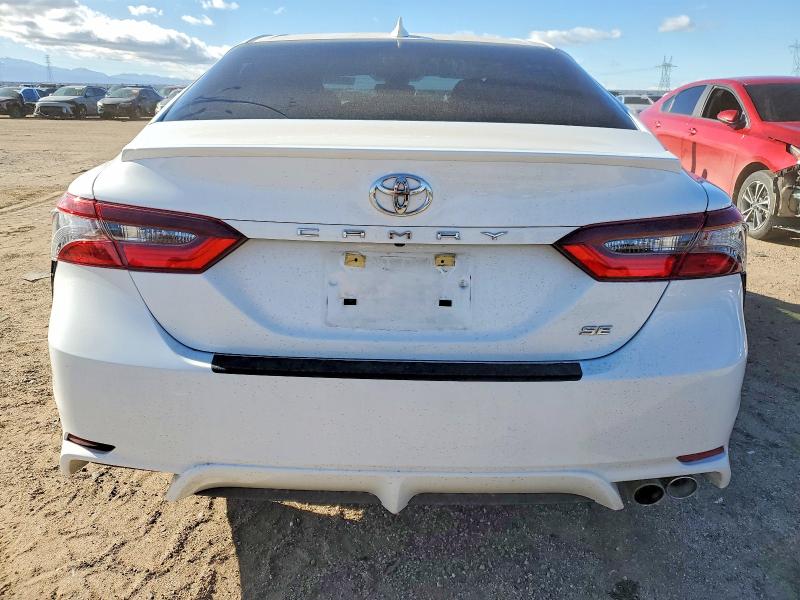 Photo 6 from auction – 2022 TOYOTA CAMRY SE with VIN 4T1G11AK3NU715397
