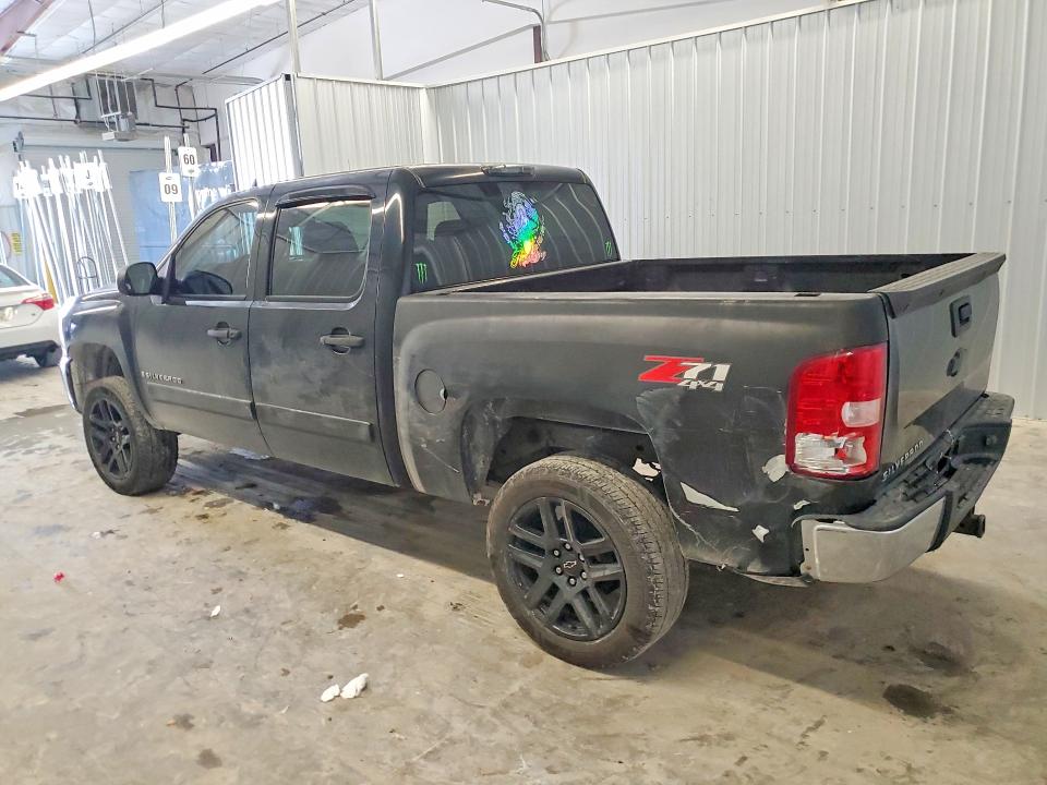 Photo 2 from auction – 2007 CHEVROLET SILVERADO with VIN 2GCEK13M371520745