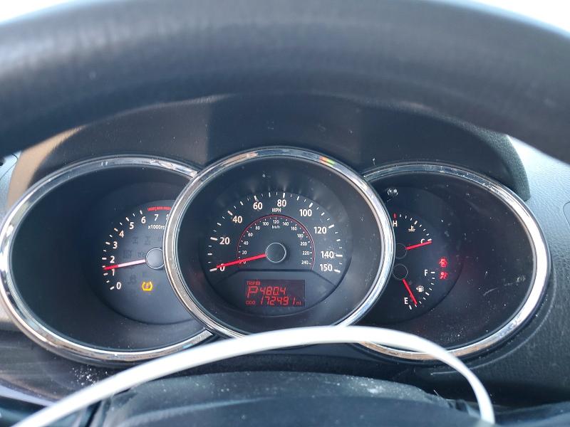 Photo 9 from auction – 2011 KIA SORENTO with VIN 5XYKT3A18BG106296
