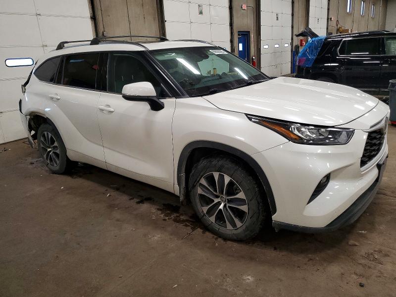 Photo 4 from auction – 2020 TOYOTA HIGHLANDER with VIN 5TDGZRBH8LS510853