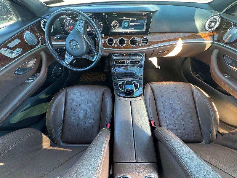 Photo 9 from auction – 2017 MERCEDES-BENZ E 300 4MAT with VIN WDDZF4KB3HA239730