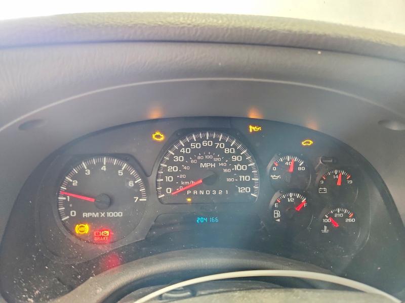 Photo 9 from auction – 2004 CHEVROLET TRAILBLAZE with VIN 1GNDT13S942449321
