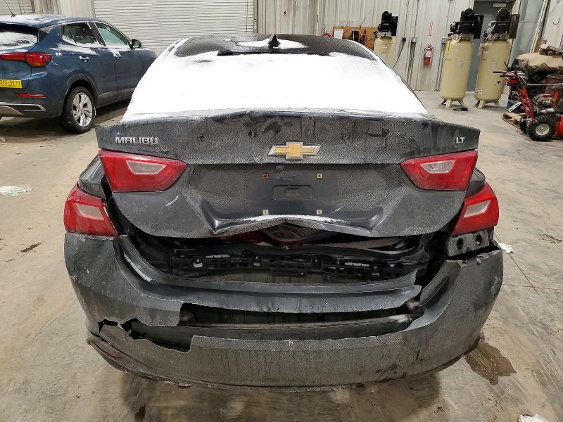 Photo 6 from auction – 2016 CHEVROLET MALIBU LT with VIN 1G1ZE5ST4GF196957