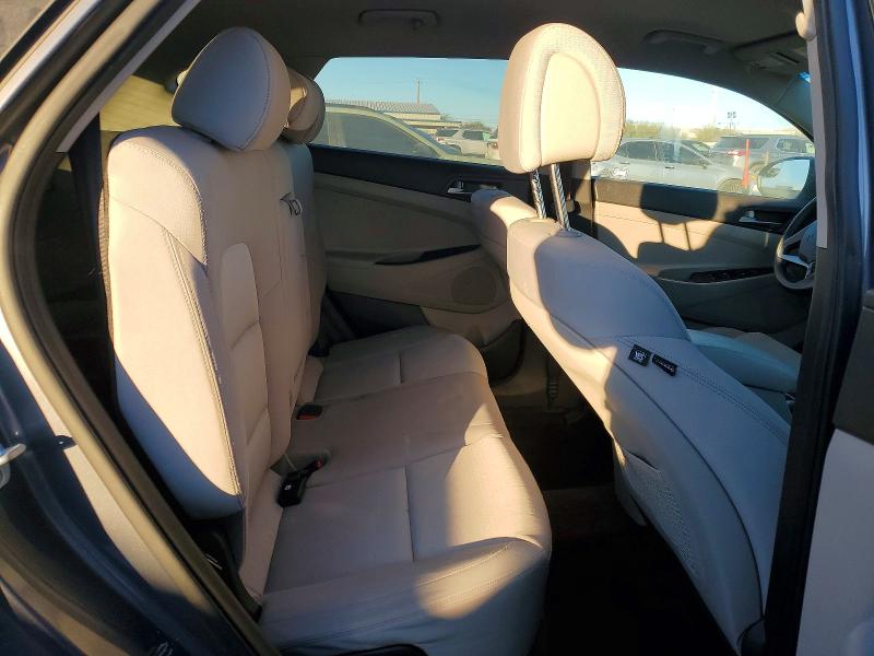 Photo 10 from auction – 2017 HYUNDAI TUCSON LIM with VIN KM8J3CA42HU296945