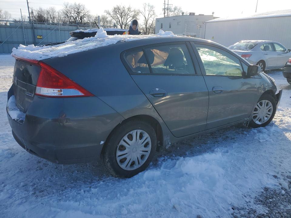 Photo 3 from auction – 2010 HONDA INSIGHT with VIN JHMZE2H52AS026740