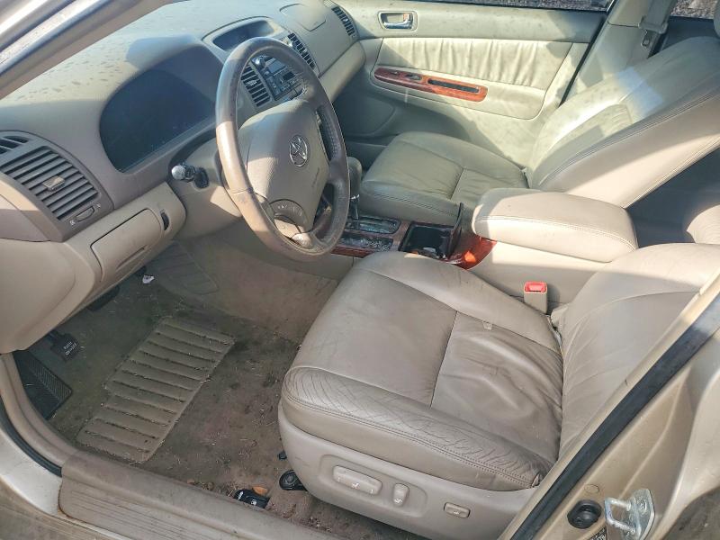 Photo 7 from auction – 2005 TOYOTA CAMRY LE with VIN JTDBE30K453035059