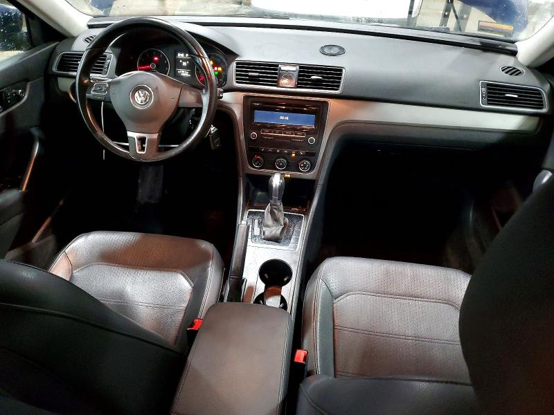 Photo 8 from auction – 2015 VOLKSWAGEN PASSAT S with VIN 1VWAT7A36FC039306