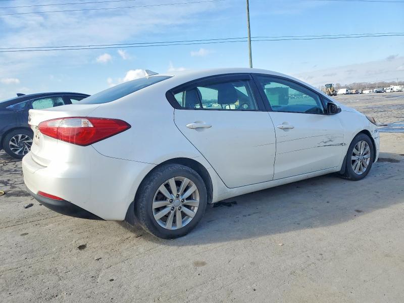 Photo 3 from auction – 2014 KIA FORTE LX with VIN KNAFX4A60E5091844