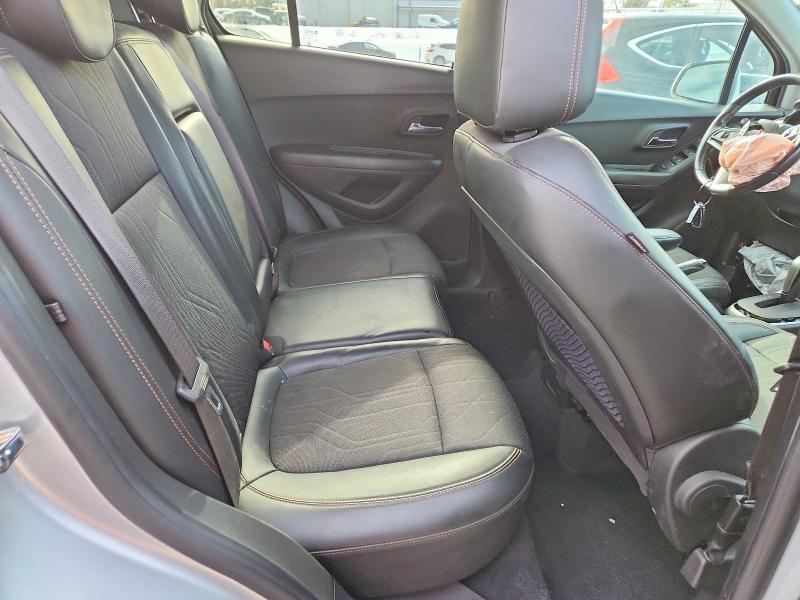 Photo 11 from auction – 2018 CHEVROLET TRAX with VIN KL7CJLSB2JB646184