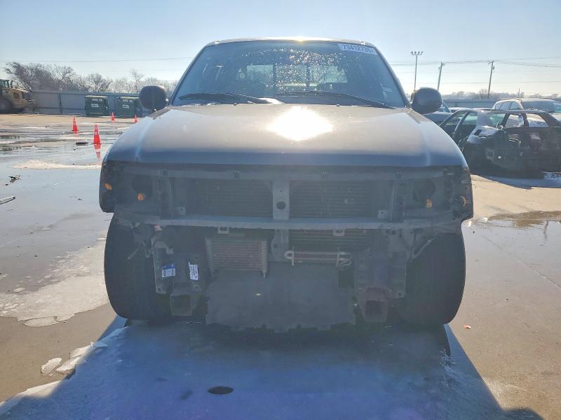 Photo 5 from auction – 2003 FORD F150 SUPER with VIN 1FTRW07L03KB31394