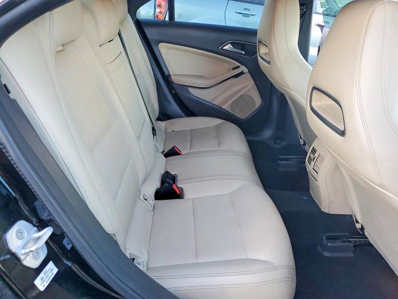 Photo 10 from auction – 2018 MERCEDES-BENZ CLA 250 with VIN WDDSJ4EB5JN522463