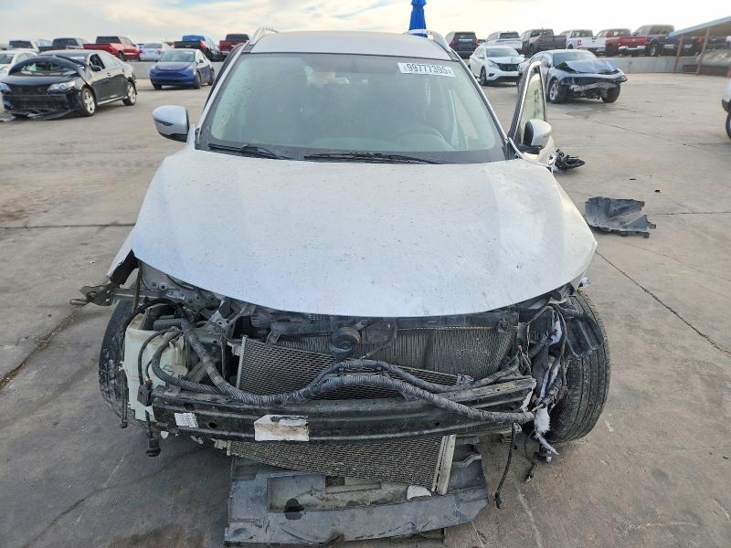 Photo 5 from auction – 2017 NISS ROGUE with VIN KNMAT2MT6HP511971