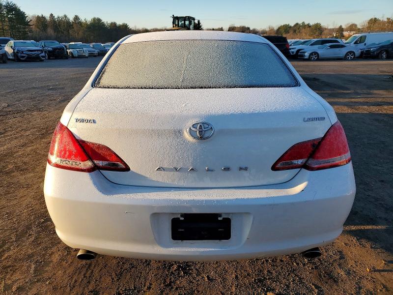 Photo 6 from auction – 2006 TOYOTA AVALON XL with VIN 4T1BK36B16U070701