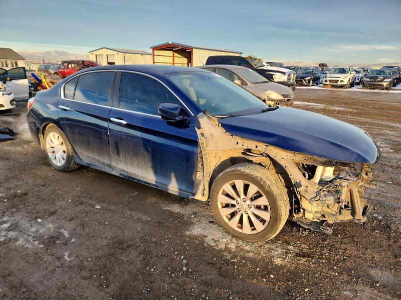 Photo 4 from auction – 2015 HONDA ACCORD with VIN 1HGCR2F81FA062541