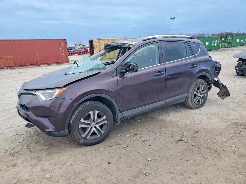TOYOTA RAV4 LE 2016 مع رقم تعريف المركبة 2T3BFREV1GW520326 - صورة من المزاد