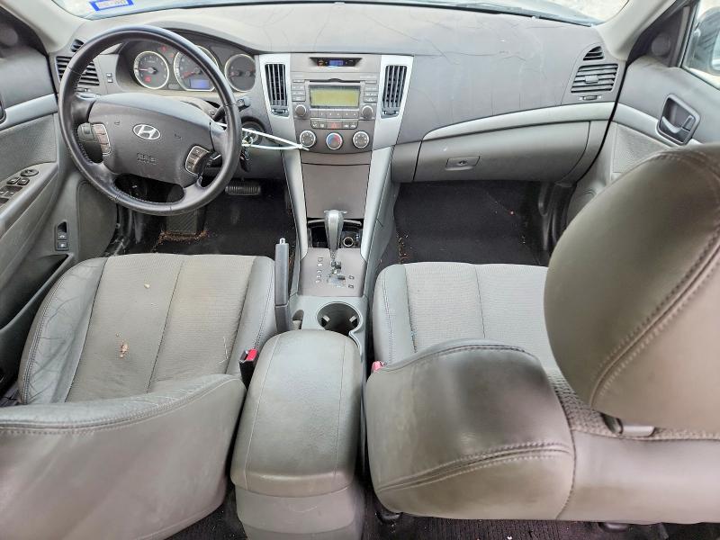 Photo 8 from auction – 2009 HYUNDAI SONATA SE with VIN 5NPEU46F29H522352