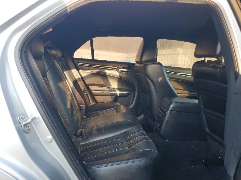 Photo 10 from auction – 2019 CHRYSLER 300 S with VIN 2C3CCABG7KH651262