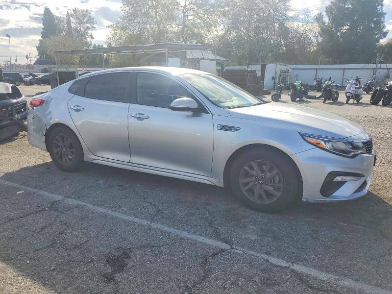 Photo 4 from auction – 2019 KIA OPTIMA LX with VIN 5XXGT4L36KG308455