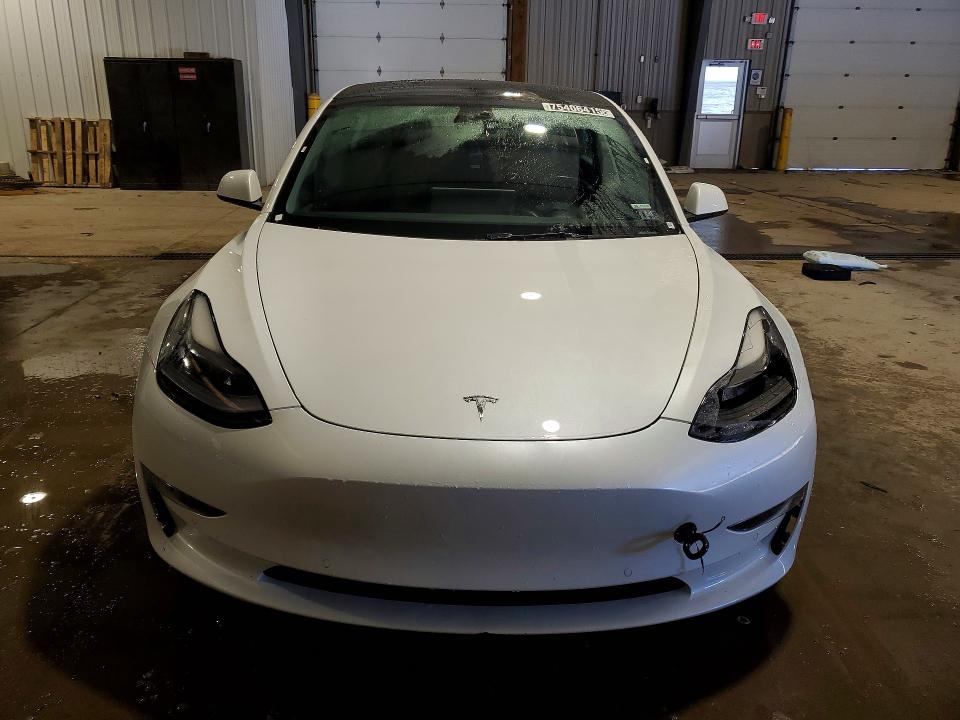 Photo 5 from auction – 2022 TESLA MODEL 3 with VIN 5YJ3E1EB8NF286266