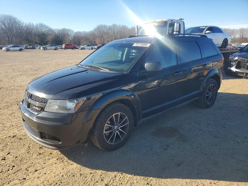 DODGE JOURNEY SE 2018 with VIN 3C4PDCAB3JT385840 - Photo from auction