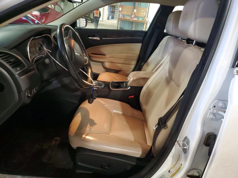 Photo 7 from auction – 2016 CHRYSLER 300 LIMITE with VIN 2C3CCARG9GH142349