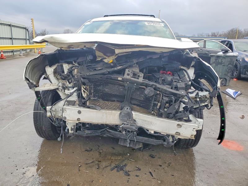 Photo 5 from auction – 2022 NISSAN PATHFINDER with VIN 5N1DR3BDXNC215623