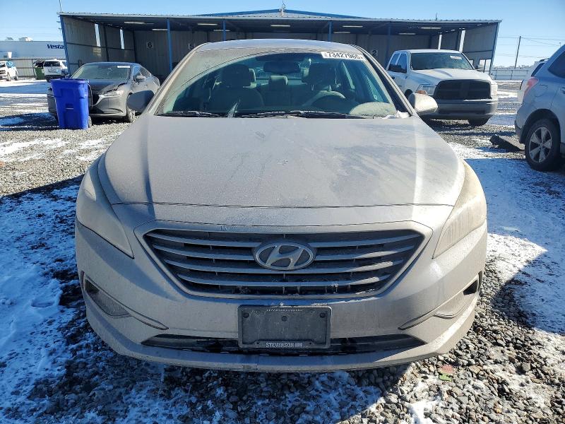 Photo 5 from auction – 2017 HYUNDAI SONATA SE with VIN 5NPE24AF4HH581852