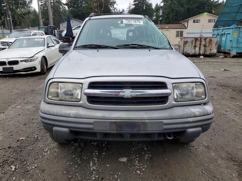 Photo 5 from auction – 2002 CHEVROLET TRACKER with VIN 2CNBJ13C026911162