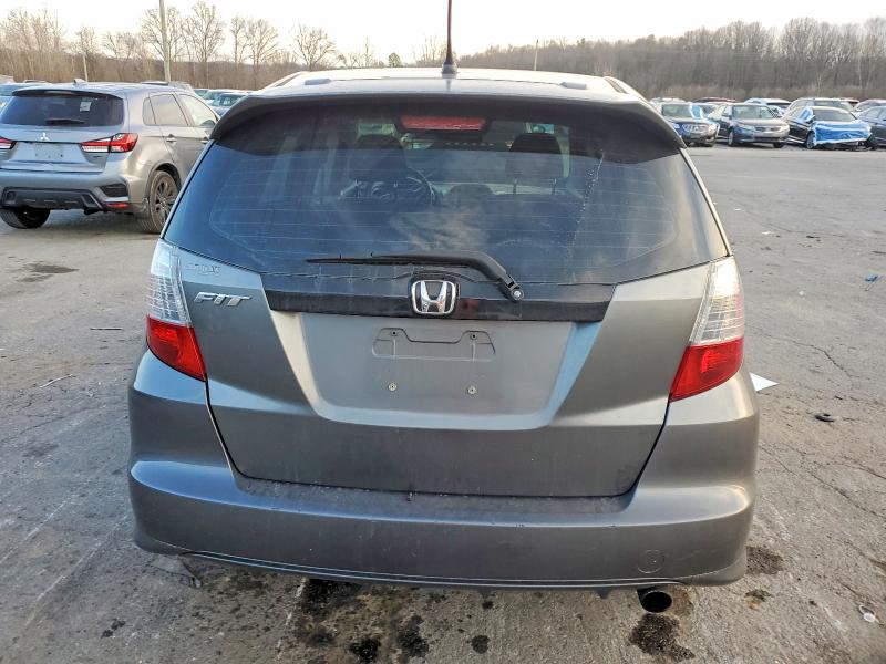 Photo 6 from auction – 2011 HONDA FIT SPORT with VIN JHMGE8H5XBC008072