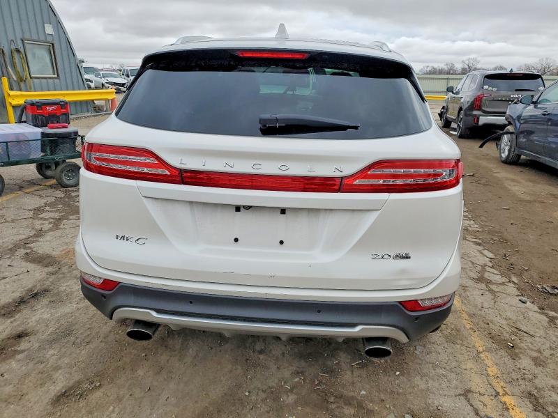 Photo 6 from auction – 2015 LINCOLN MKC with VIN 5LMCJ2A9XFUJ13130