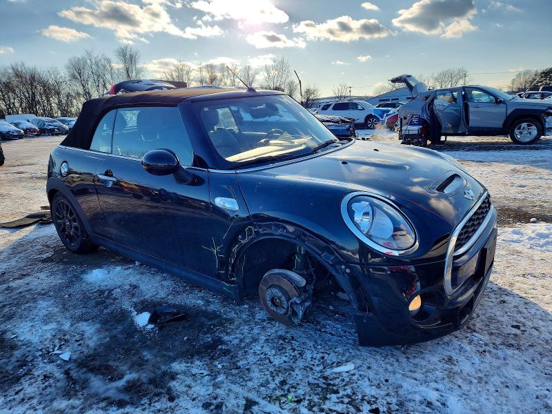 Photo 4 from auction – 2017 MINI COOPER with VIN WMWWG9C30H3C81176