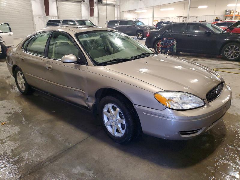 Foto 4 de la subasta – 2006 FORD TAURUS SEL con VIN 1FAFP56U76A234173