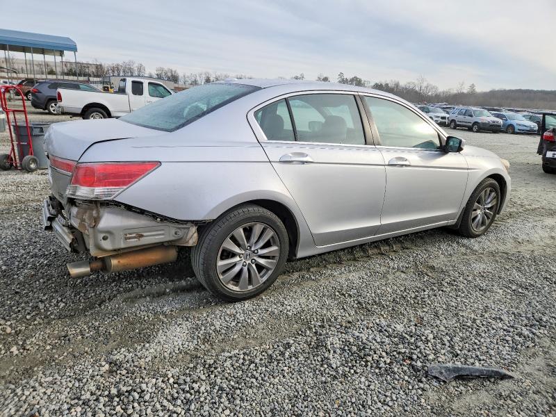 Photo 3 from auction – 2011 HONDA ACCORD EXL with VIN 1HGCP2F84BA102241