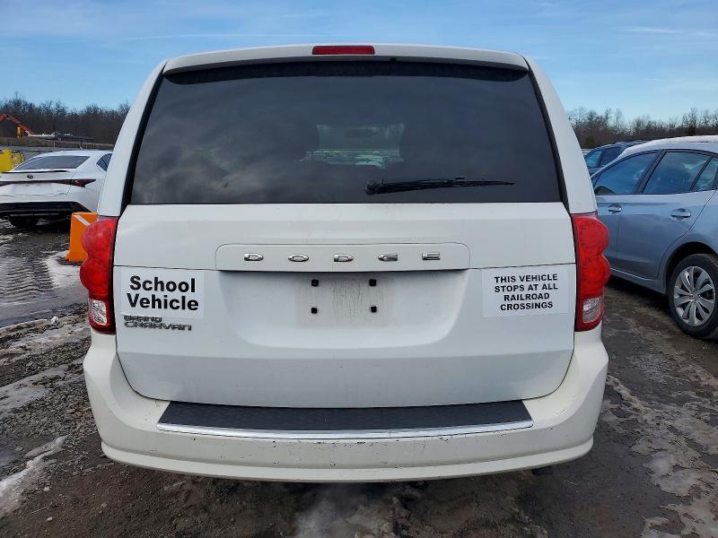 Photo 6 from auction – 2015 DODGE GRAND CARAVAN with VIN 2C4RDGBG6FR535332