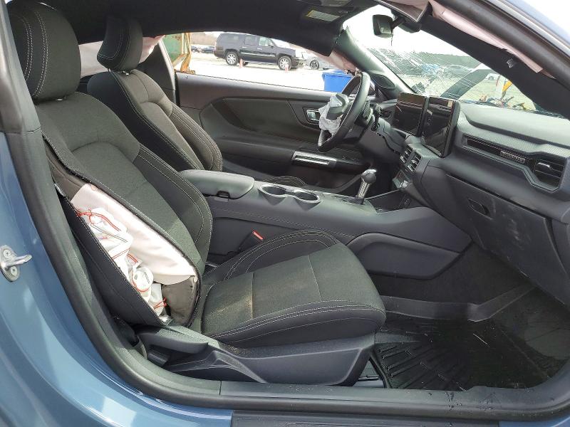 Photo 10 from auction – 2025 FORD MUSTANG with VIN 1FA6P8CF2S5401520