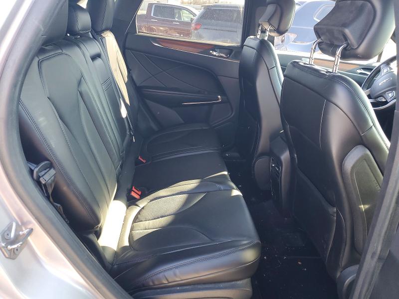 Photo 11 from auction – 2017 LINCOLN MKC SELECT with VIN 5LMCJ2C98HUL24889