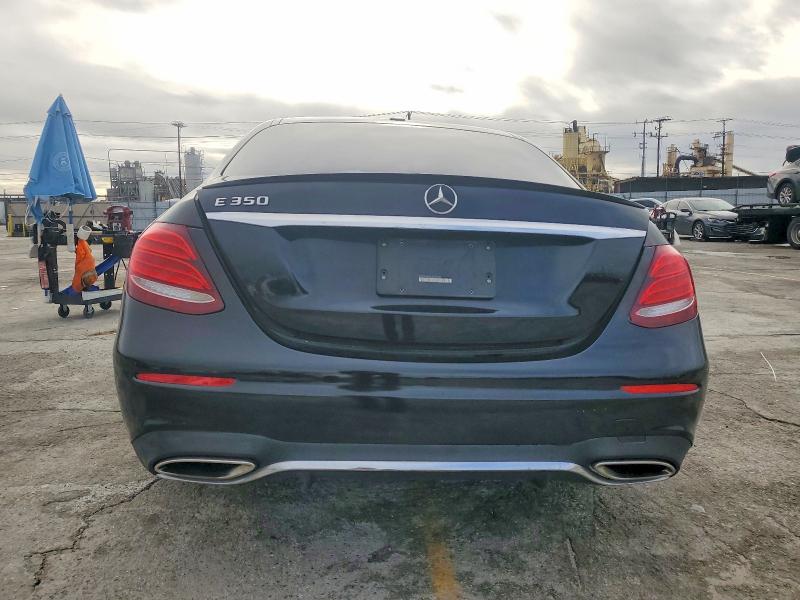 Photo 6 from auction – 2020 MERCEDES-BENZ E 350 with VIN WDDZF8DB4LA703380