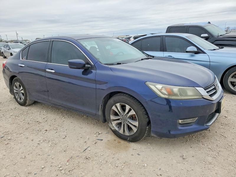 Photo 4 from auction – 2014 HONDA ACCORD LX with VIN 1HGCR2F37EA035976