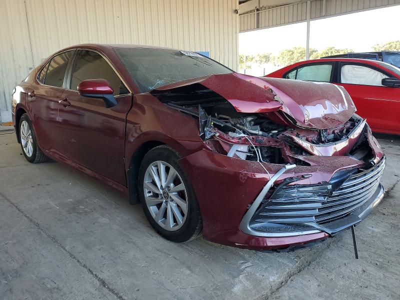 Photo 4 from auction – 2022 TOYOTA CAMRY with VIN 4T1C11AK8NU683724