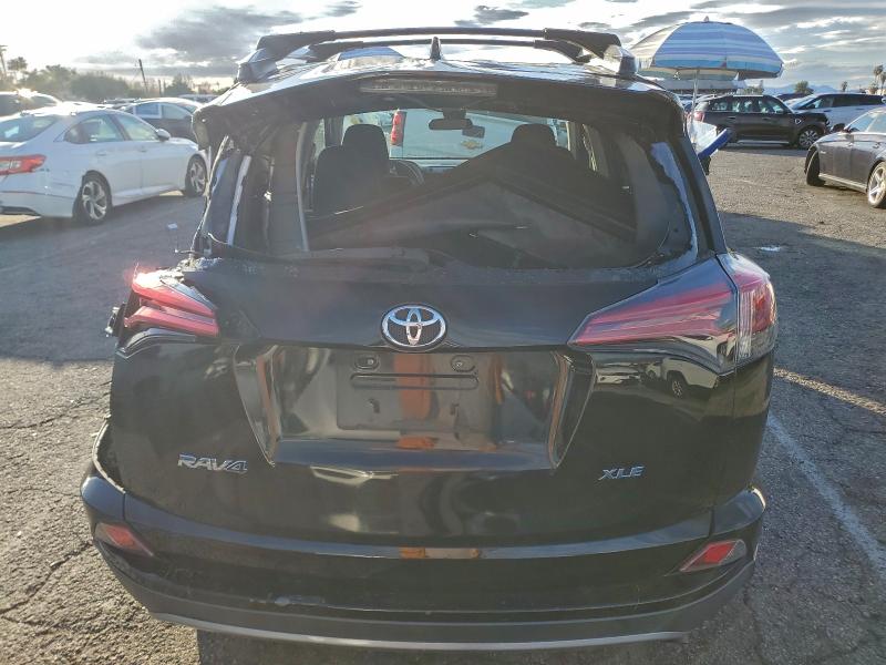 Photo 6 from auction – 2017 TOYOTA RAV4 XLE with VIN 2T3WFREV0HW376268