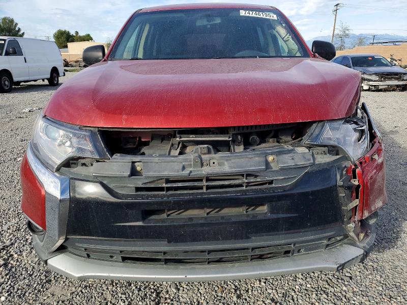 Photo 5 from auction – 2018 MITSUBISHI OUTLANDER with VIN JA4AD2A34JZ052851