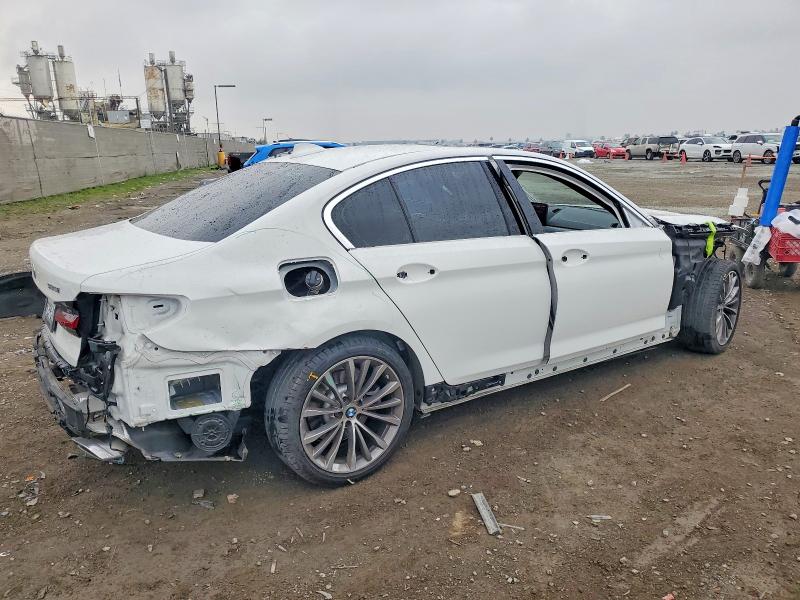 Photo 3 from auction – 2022 BMW 530 I with VIN WBA53BH03NCK98897