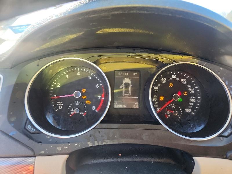 Photo 9 from auction – 2017 VOLKSWAGEN JETTA SE with VIN 3VWDB7AJ5HM233194