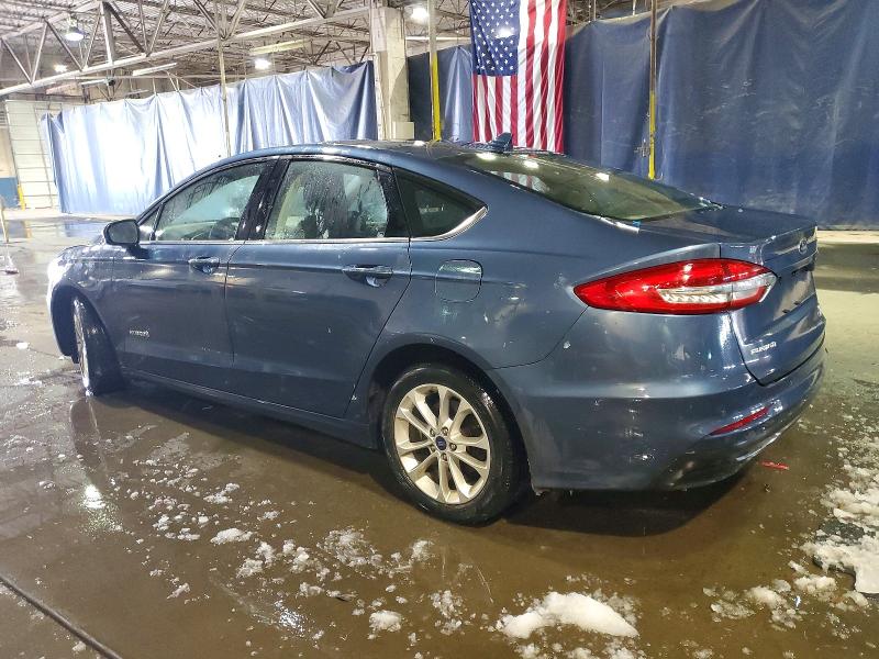 Photo 2 from auction – 2019 FORD FUSION with VIN 3FA6P0LUXKR196672