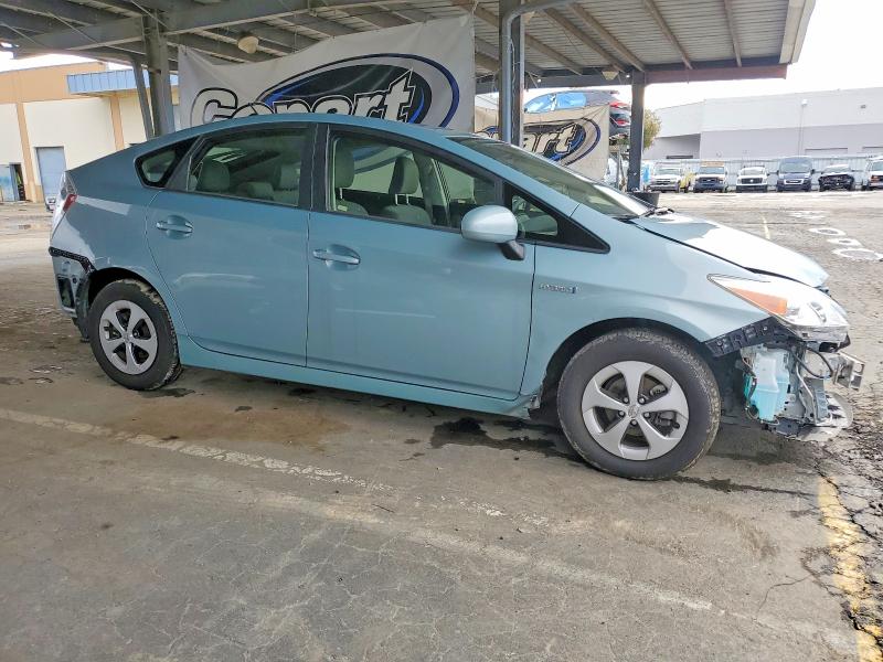 Photo 4 from auction – 2013 TOYOTA PRIUS with VIN JTDKN3DU3D1711474