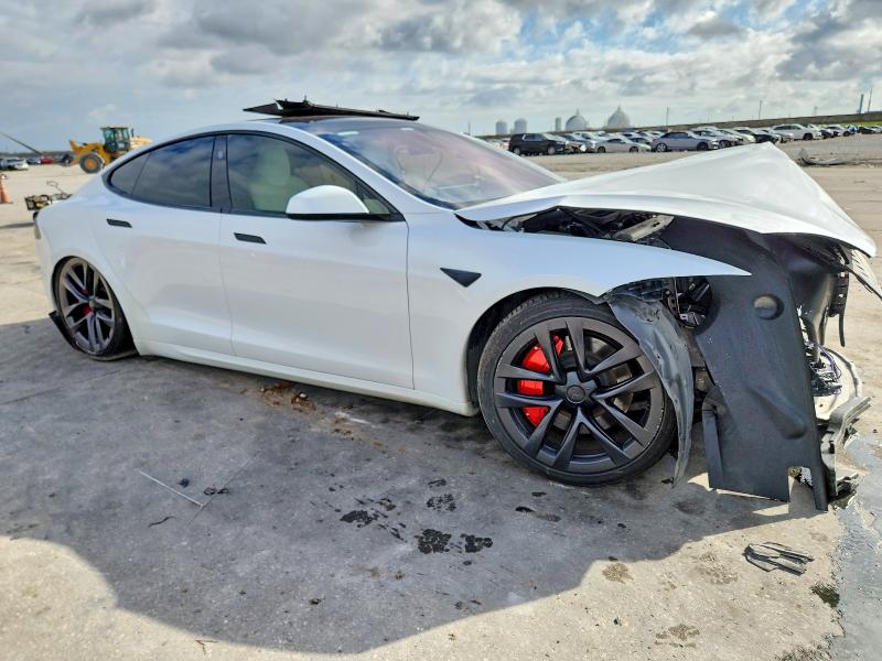 Photo 4 from auction – 2022 TESLA MODEL S with VIN 5YJSA1E53NF488451